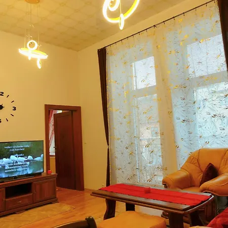 Tatra Palace Hill With Angels And Sauna * ポプラト