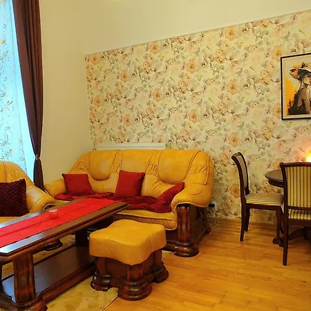 アパート Tatra Palace Hill With Angels And Sauna ポプラト