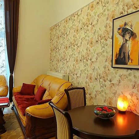 Tatra Palace Hill With Angels And Sauna ポプラト